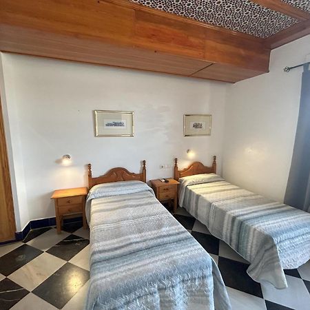 El Ancla Hotel Alcala del Rio Ngoại thất bức ảnh