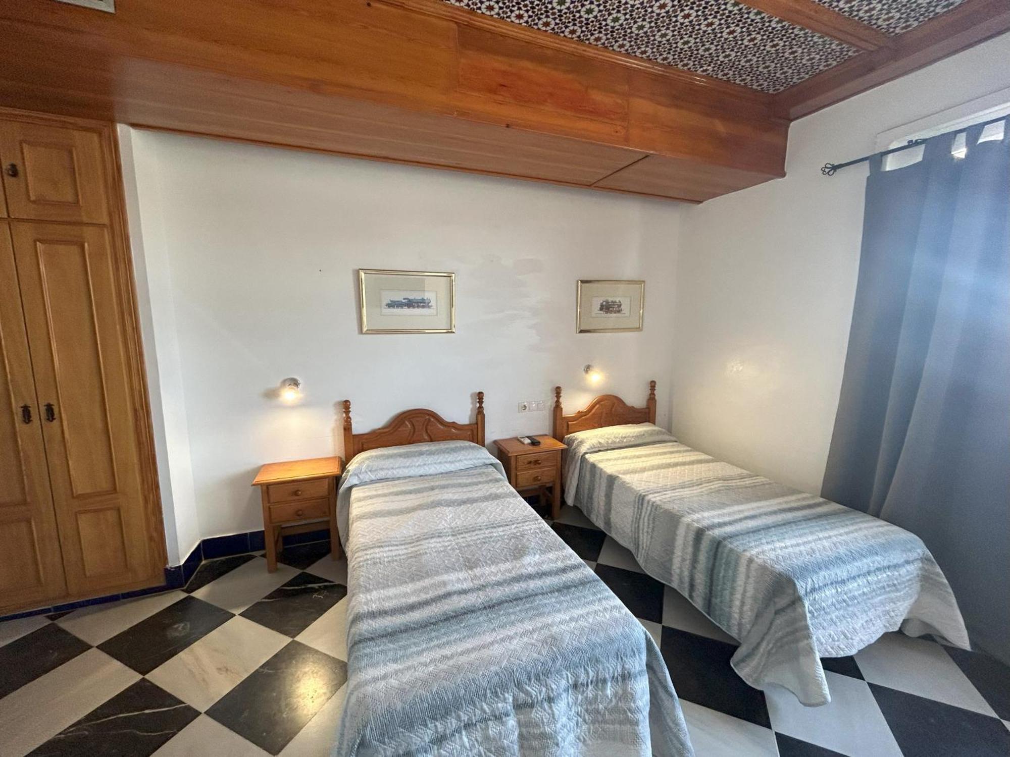 El Ancla Hotel Alcala del Rio Ngoại thất bức ảnh